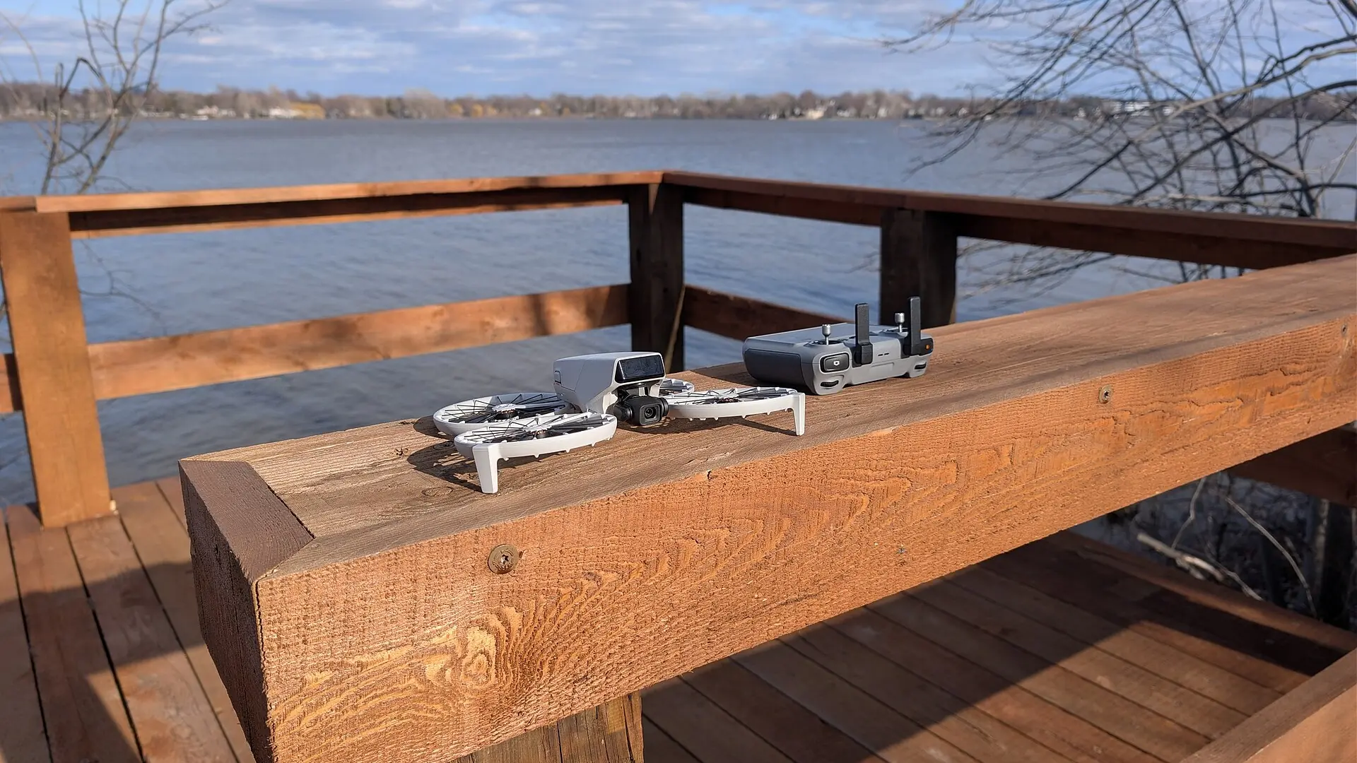 DJI Flip مع جهاز التحكم RC 2