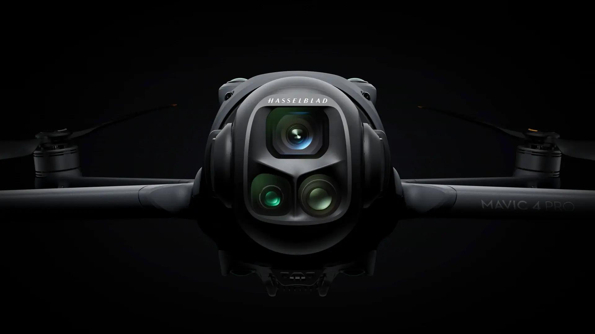 الكاميرات الثلاث لطائرة DJI Mavic 4 Pro بعدسة هاسلبلاد