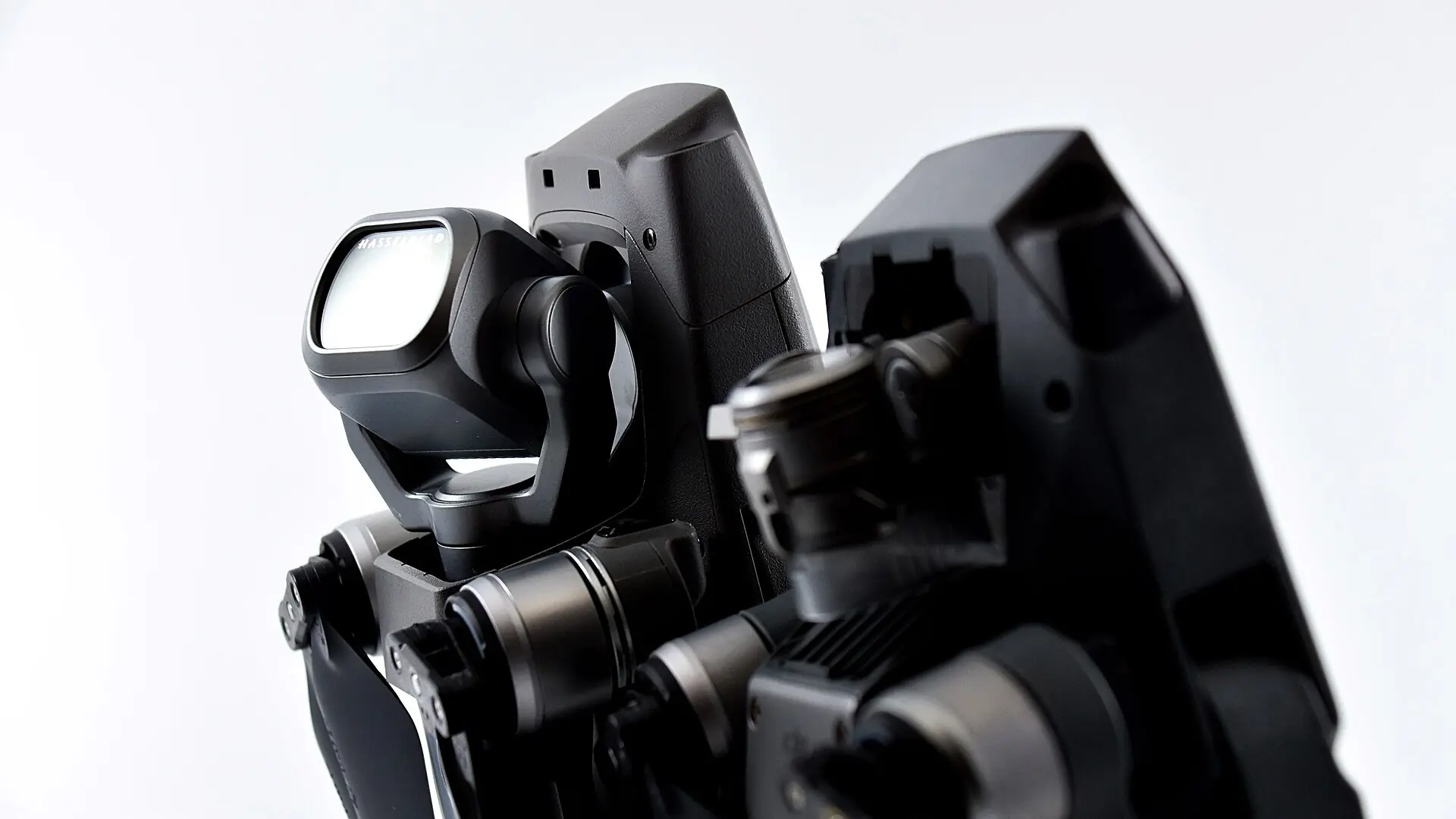 DJI Osmo Pocket 4 - صورة توضيحية 3
