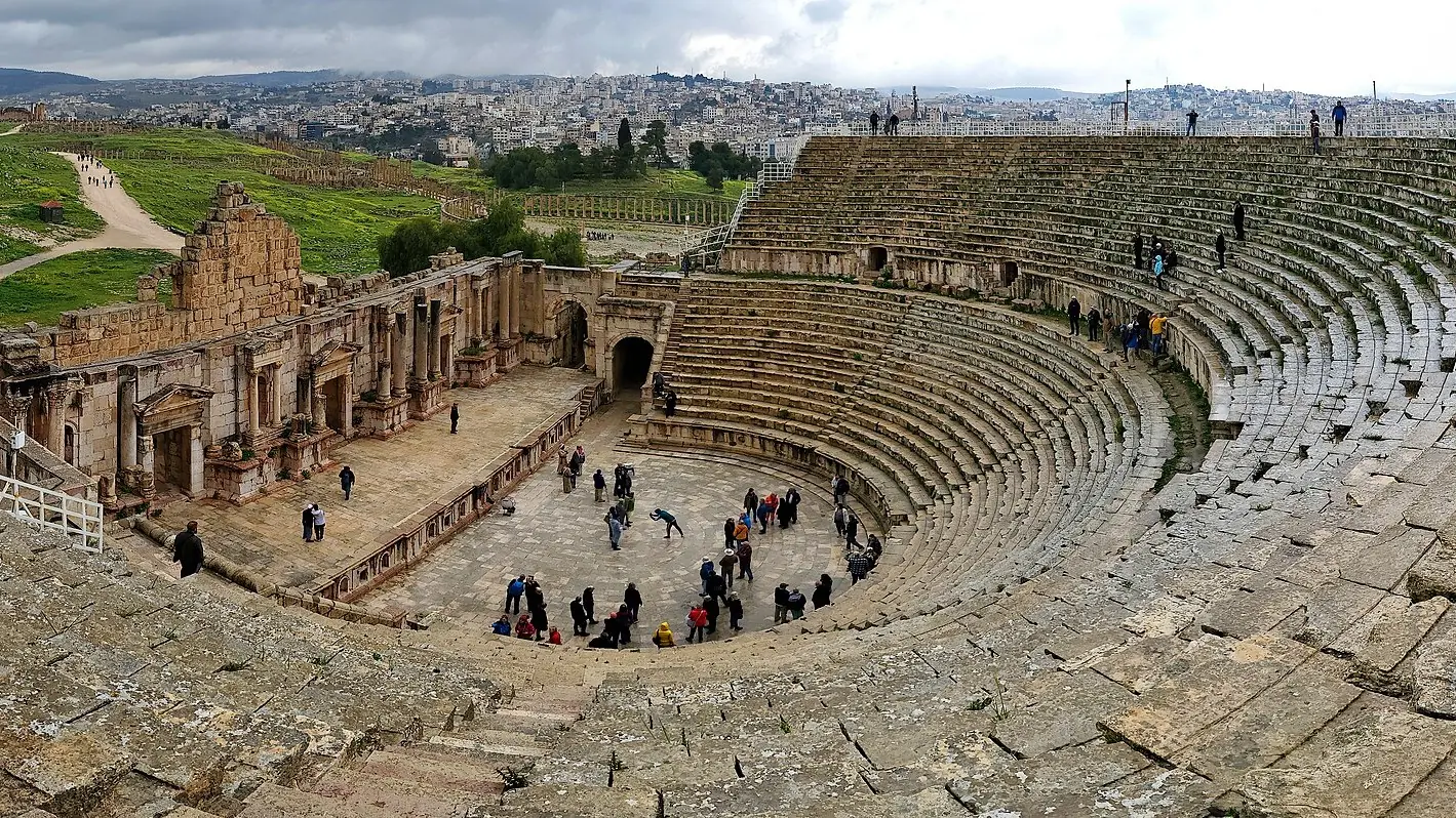 المسرح الجنوبي في جرش